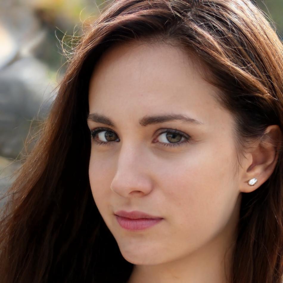 Elena Korhonen, Restaurant Chain Manager