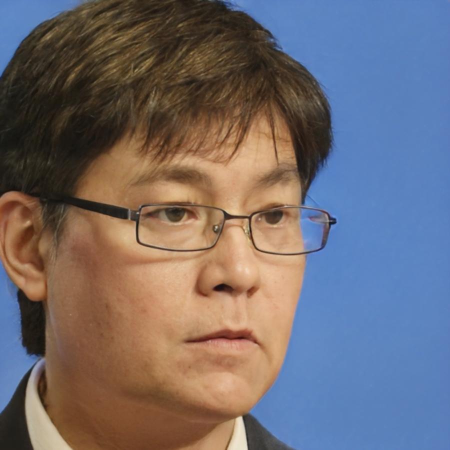 Instructor Dmitri Volkov